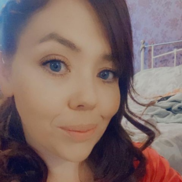 Meet your Posher, Amy - Picture 1 of 1